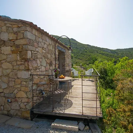 アパート Maisonnette En Plein Maquis Vue Splendide A 5 Min Du Centre Et De La