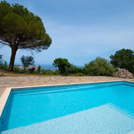 Maisonnette En Plein Maquis Vue Splendide A 5 Min Du Centre Et De La アパート *