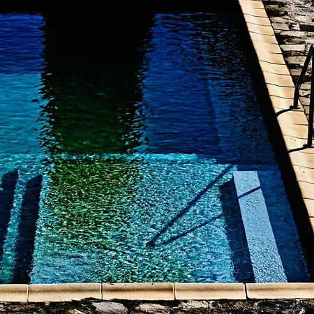 Maisonnette En Plein Maquis Vue Splendide A 5 Min Du Centre Et De La カルヴィ