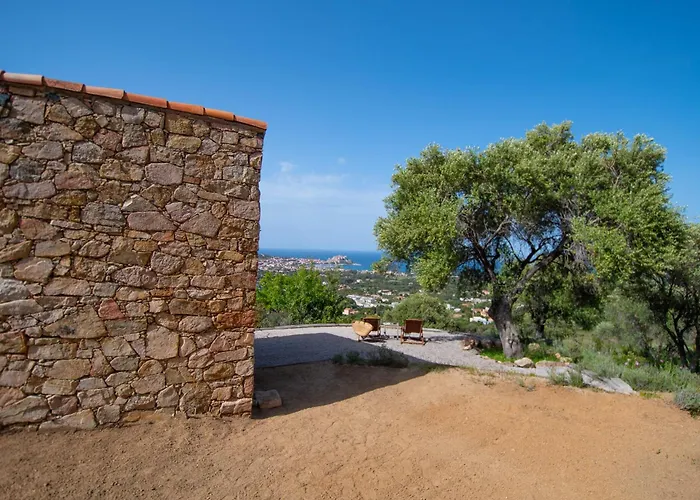 Maisonnette En Plein Maquis Vue Splendide A 5 Min Du Centre Et De La *