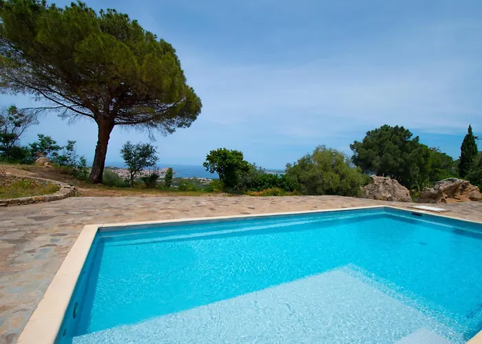 Maisonnette En Plein Maquis Vue Splendide A 5 Min Du Centre Et De La Apartment *